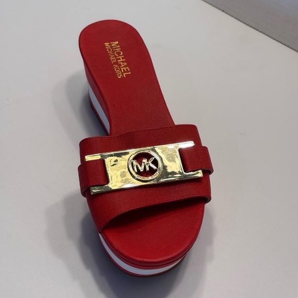 Michael Michael Kors Women's Wedges Sandals Slip On SZ 8 Red White Gold MK Accen - Picture 3 of 12